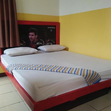 Wisma Bintang Lima Hotell Pekanbaru Eksteriør bilde